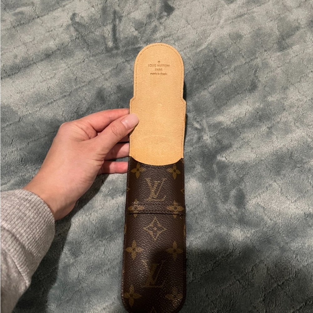 Louis Vuitton Monogram reading glasses / pen holder - Picture 3 of 4